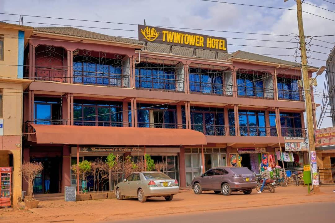 Twin Towers Hotel Kampala Exteriér fotografie